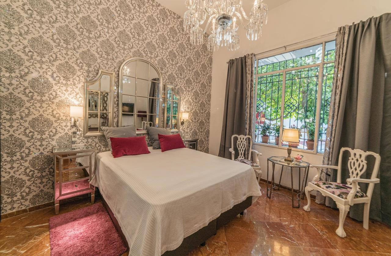 Rey Don Pedro Luxury Home Sevilla Szoba fotó